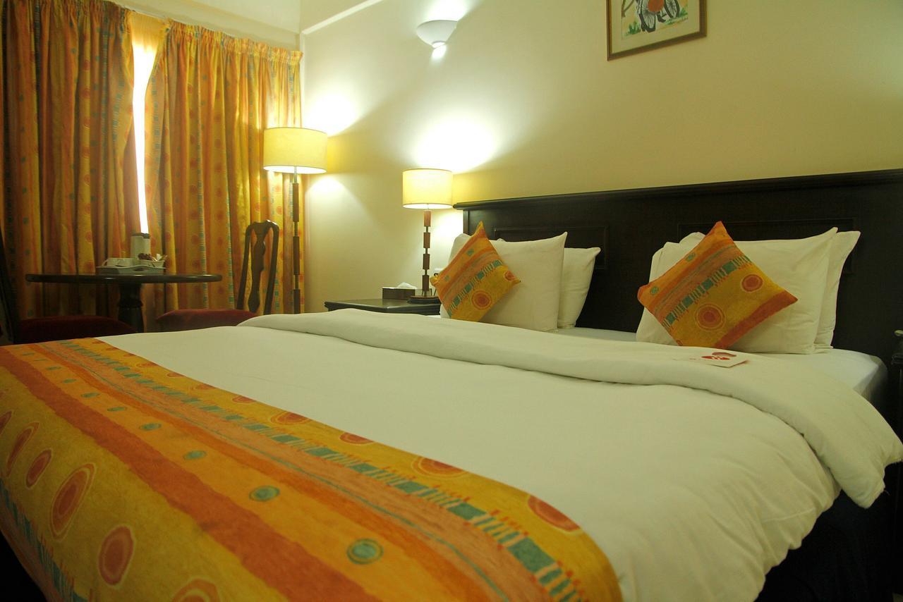 Ramada Resort Accra Exteriör bild